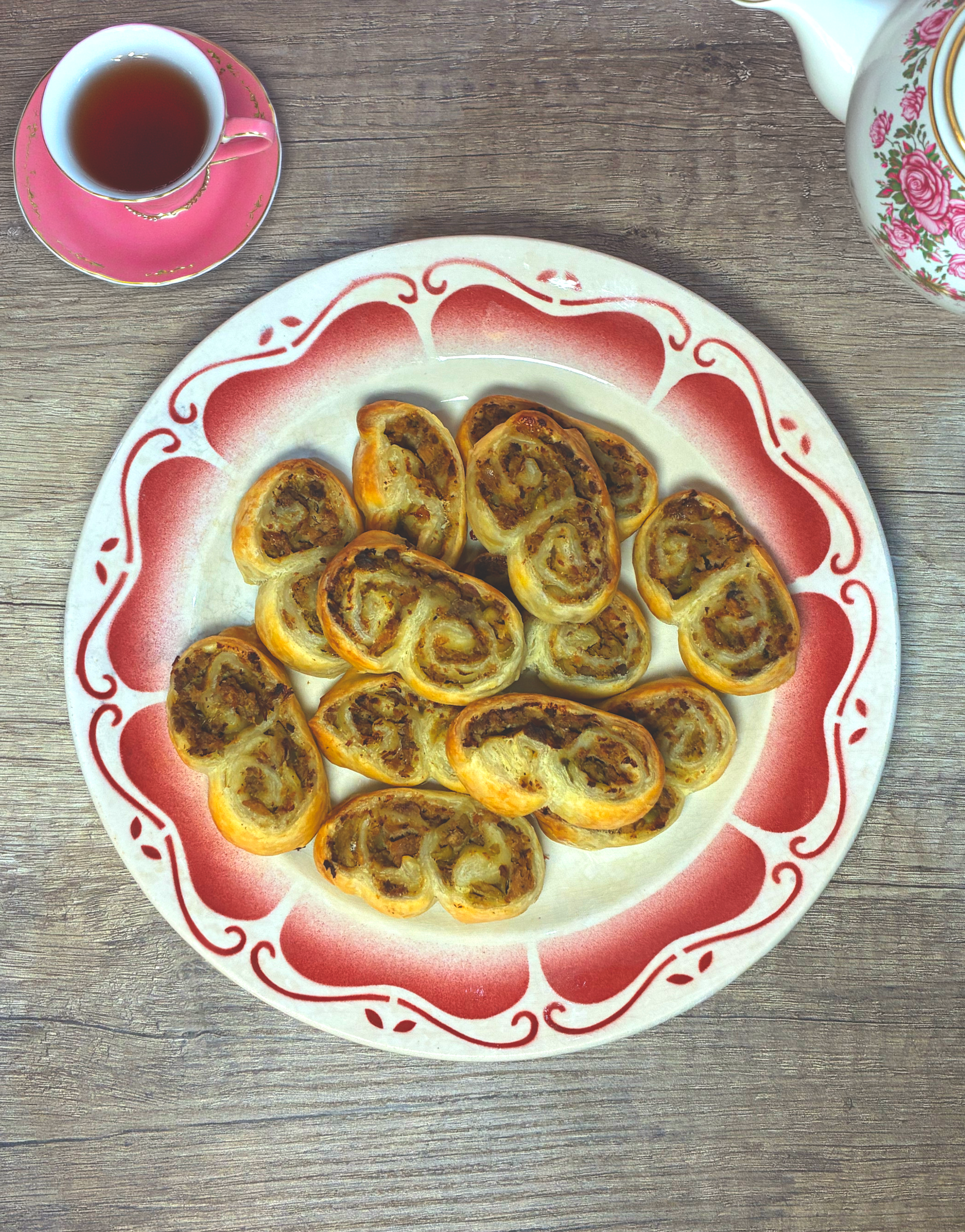 Palmiers apéritif à la terrine olives & poivrons